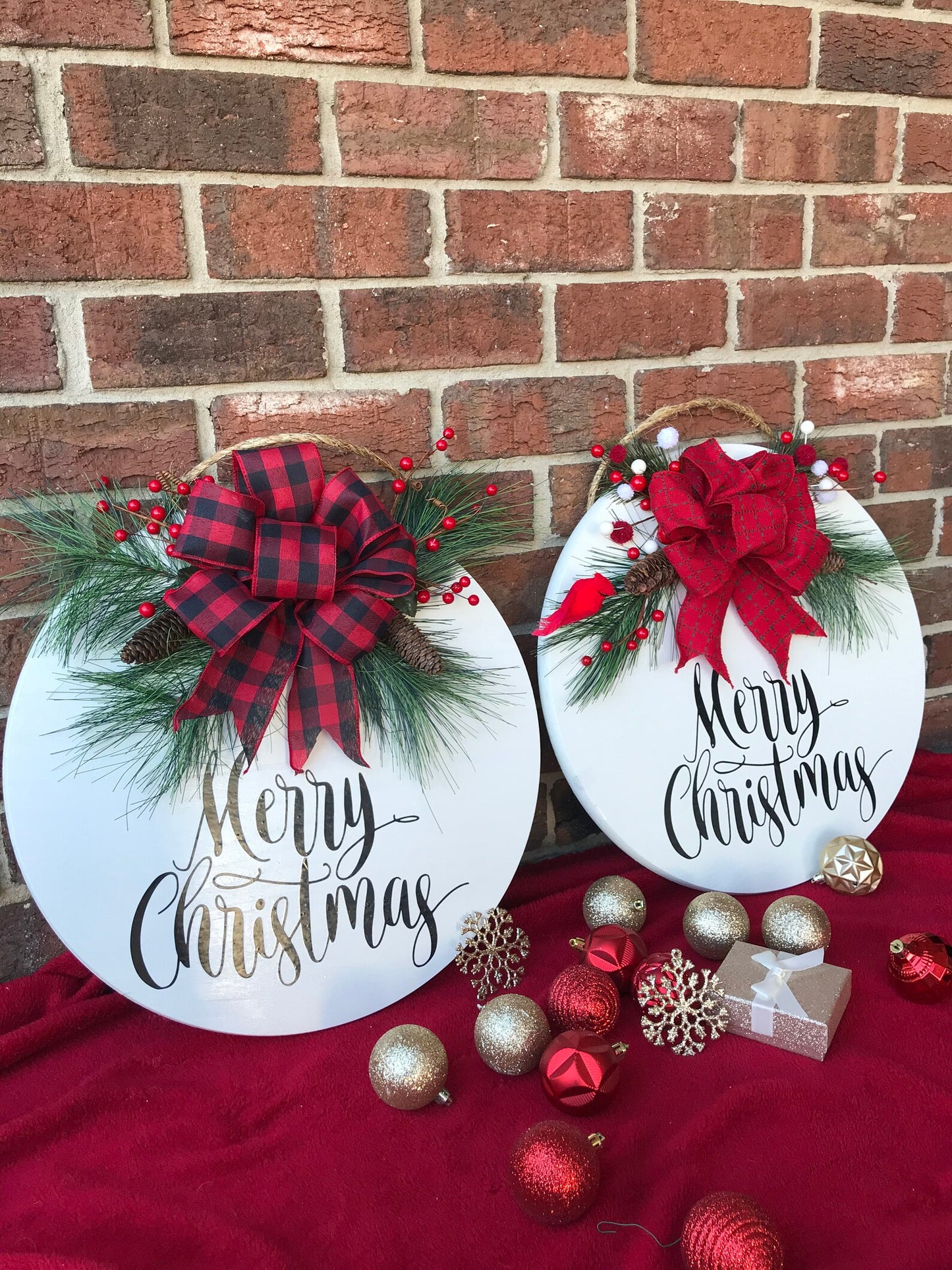 🎄 Merry Christmas Door Sign – Handcrafted Elegance for Your Home